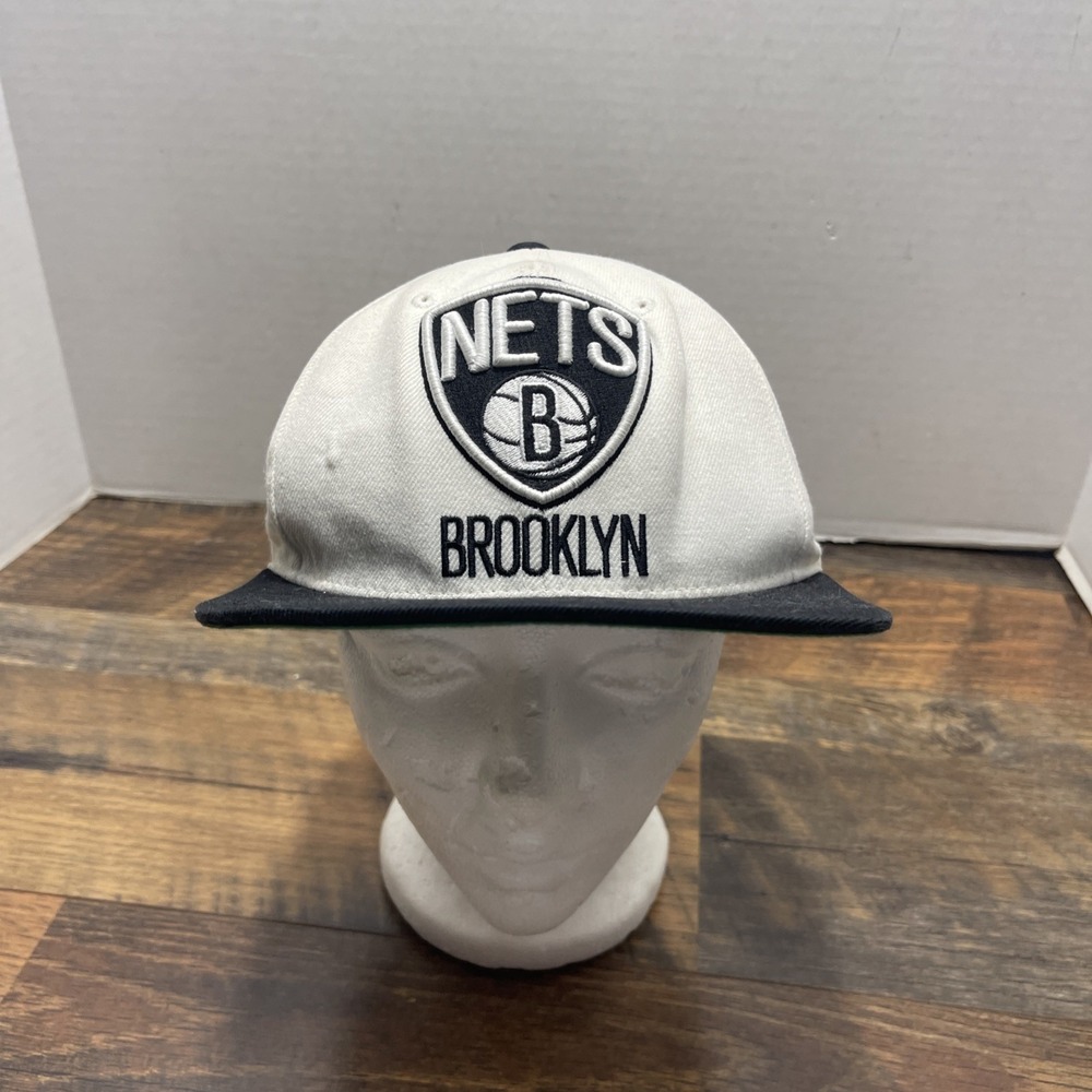 Brooklyn Nets Mitchell & Ness SnapBack Hat Cap EUC